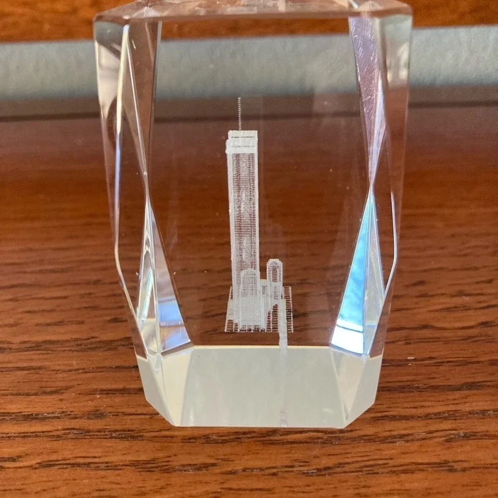World Trade Center New York Paperweight WTC Twin Towers